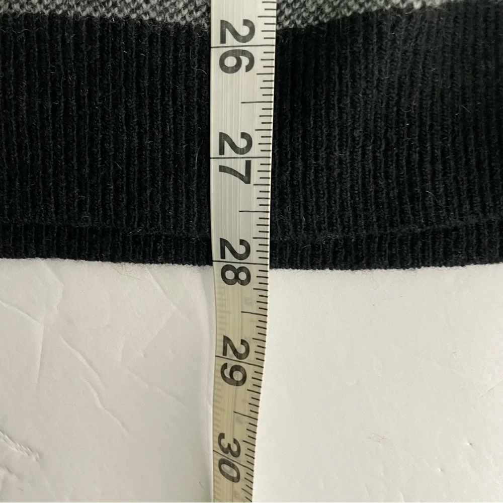 Express Wool Cashmere Blend Gray‎ V Neck Sweater Size Large